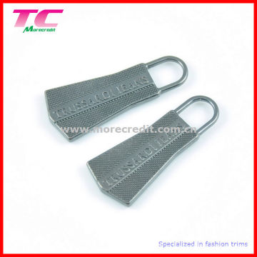 High-End Branded Logo Zip Puller para vestuário de qualidade (TC-ZP111)